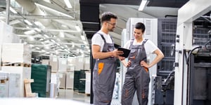 Varmista tilojesi jatkuva toiminta varavirtaratkaisulla.